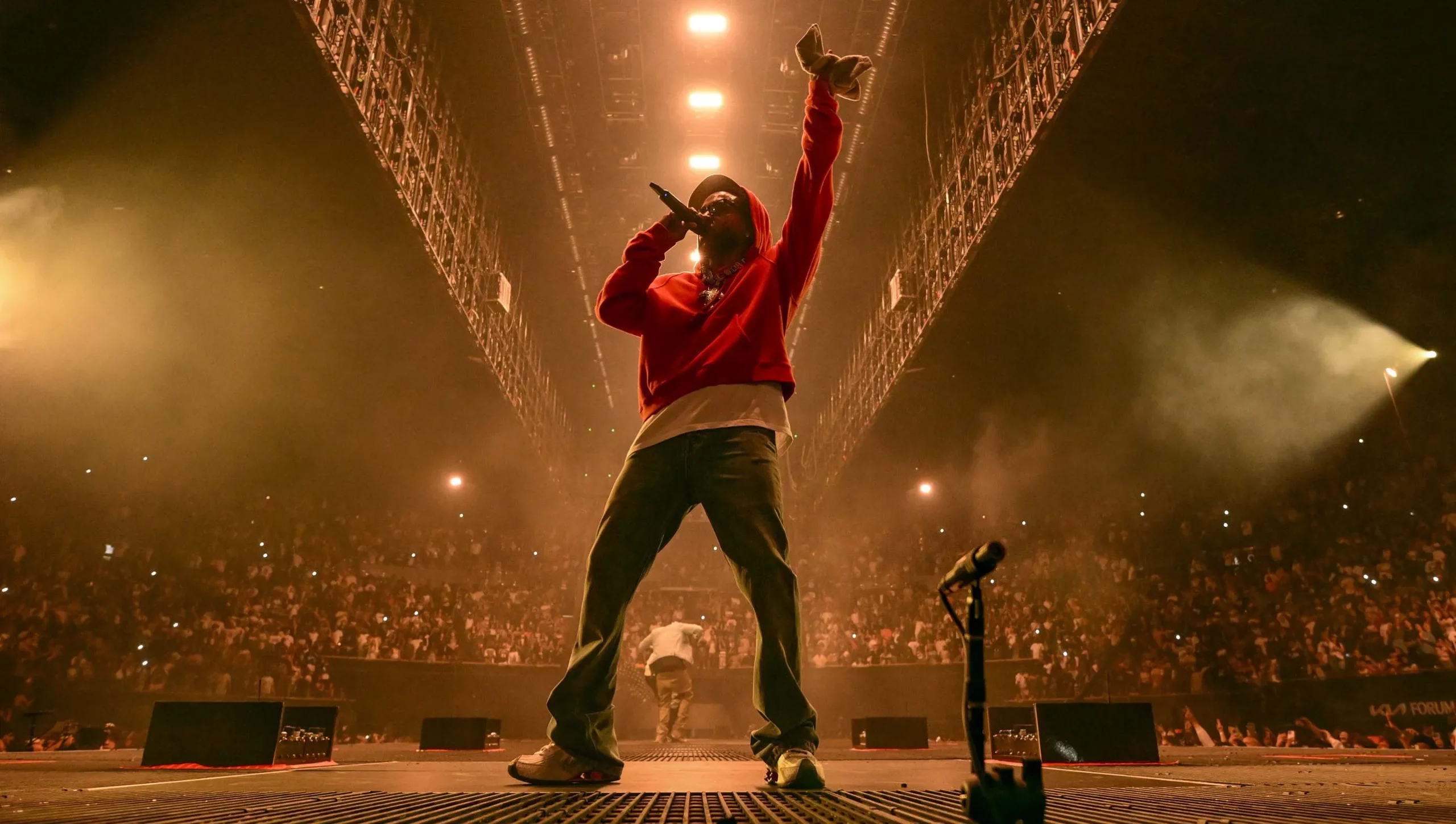 Kendrick Lamar’s 2025 Super Bowl Halftime Performance – A Look Inside